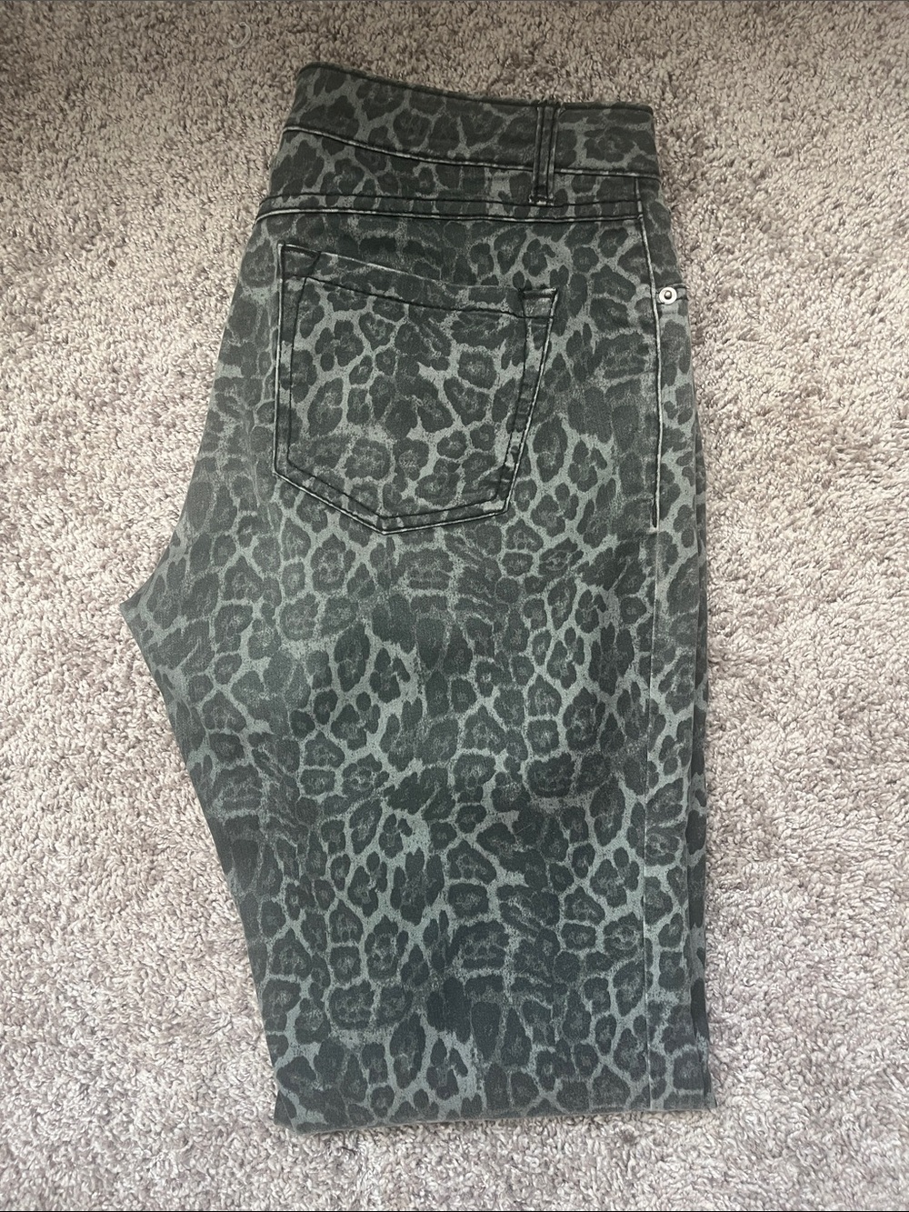 INC International Concepts Green Leopard-Print High-Rise Jeans